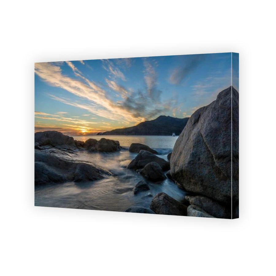 View at Wine Glass Bay, Freycinet National Park, Tasmania