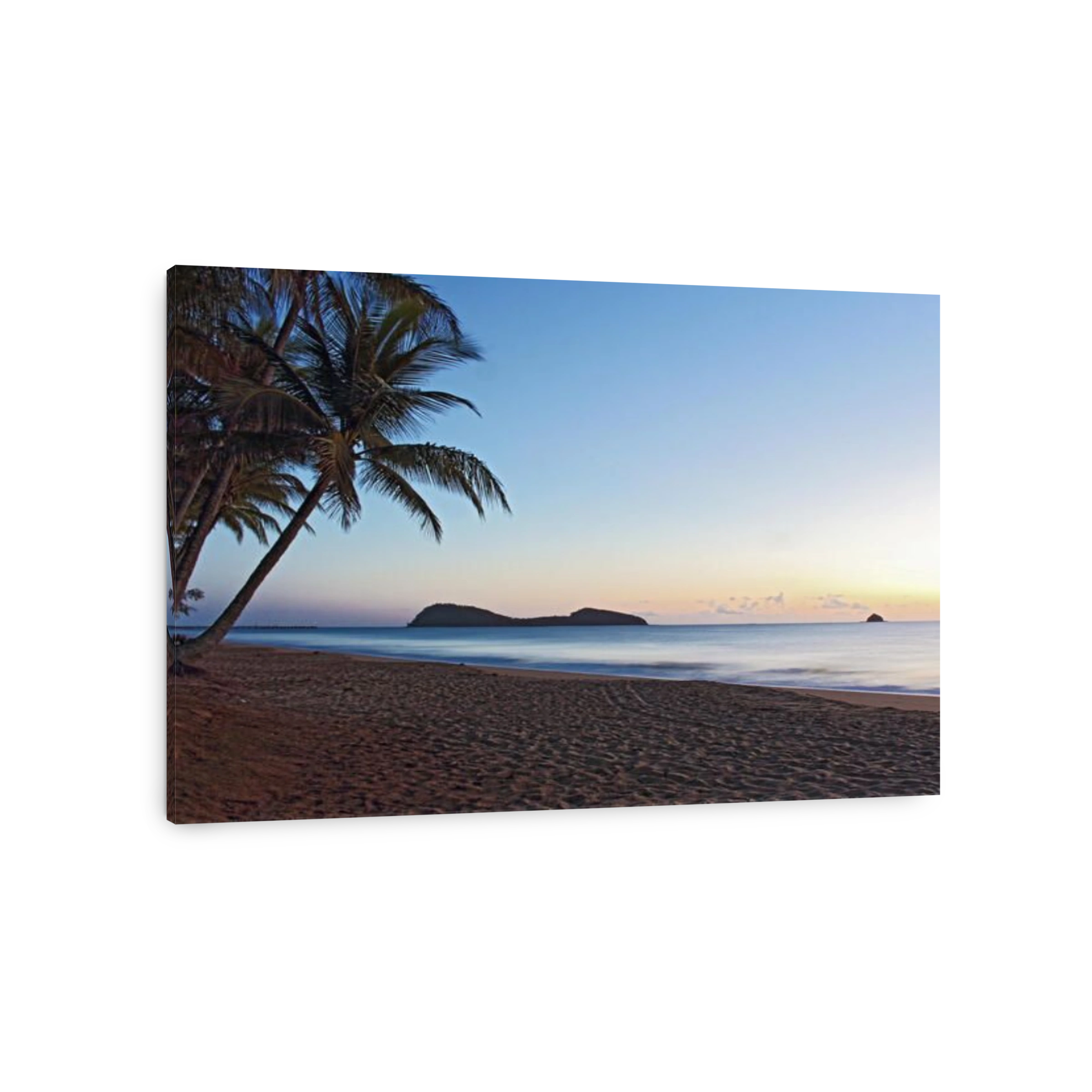 The clear sky dawn at Palm Cove beach on the first day of Spring. Beautiful.