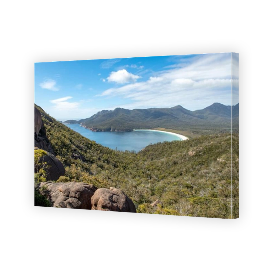 Wineglass Bay, Freycinet Peninsula, Tasmania, Australia