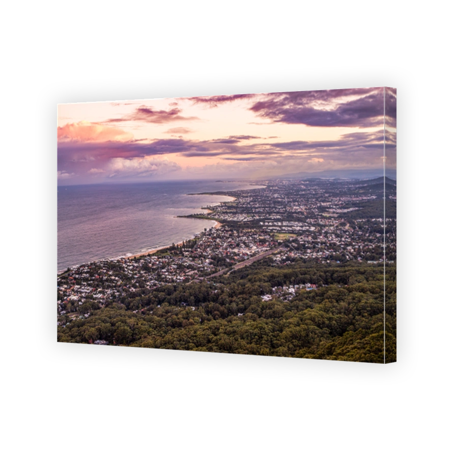 The view of the New South Wales coast from the Sublime Point lookout near Wollongong in the twilight