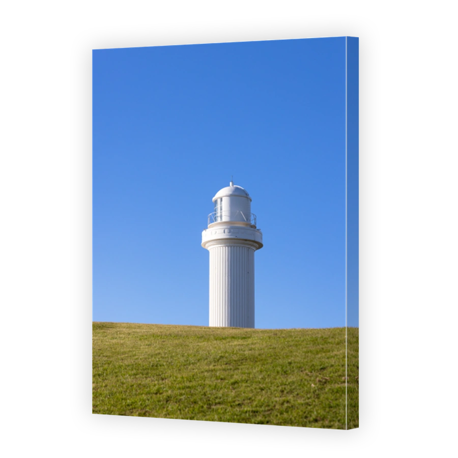 The iconic Wollongong Head Lighthouse, located on Flagstaff Hill, adjacent Wollongong Harbour, New South Wales, Australia.