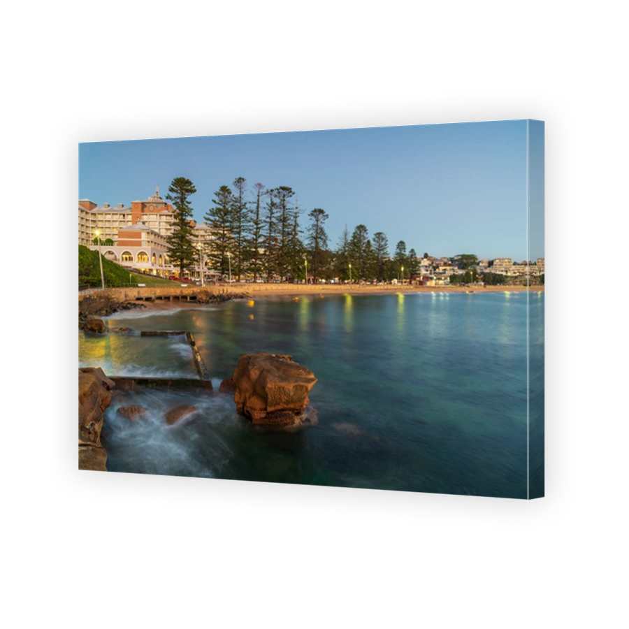 Clear Skies Sunrise at Terrigal Rock Pool