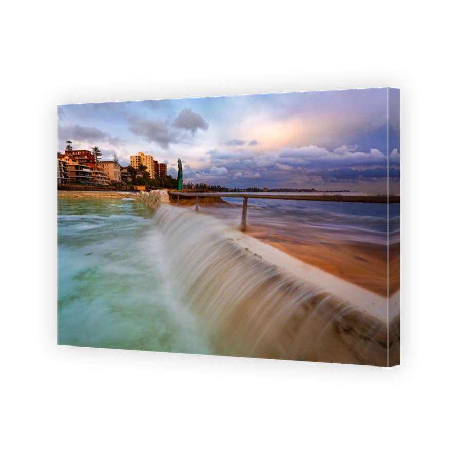 High tide overflows of the Fairy Bower tidal pool in Manly
