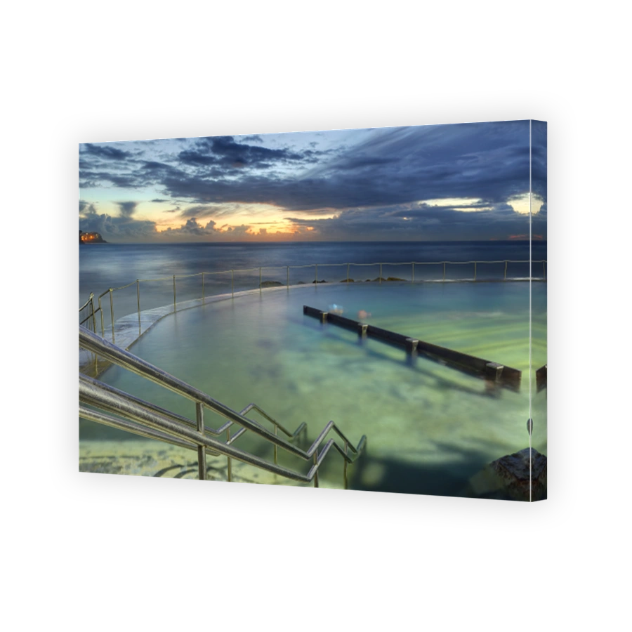 Sunrise from Bronte baths, Bronte, Australia