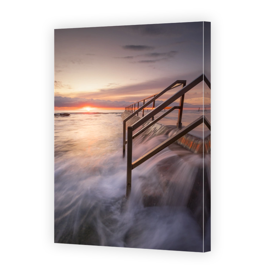 Serene Ocean Waves at Cronulla Sunrise