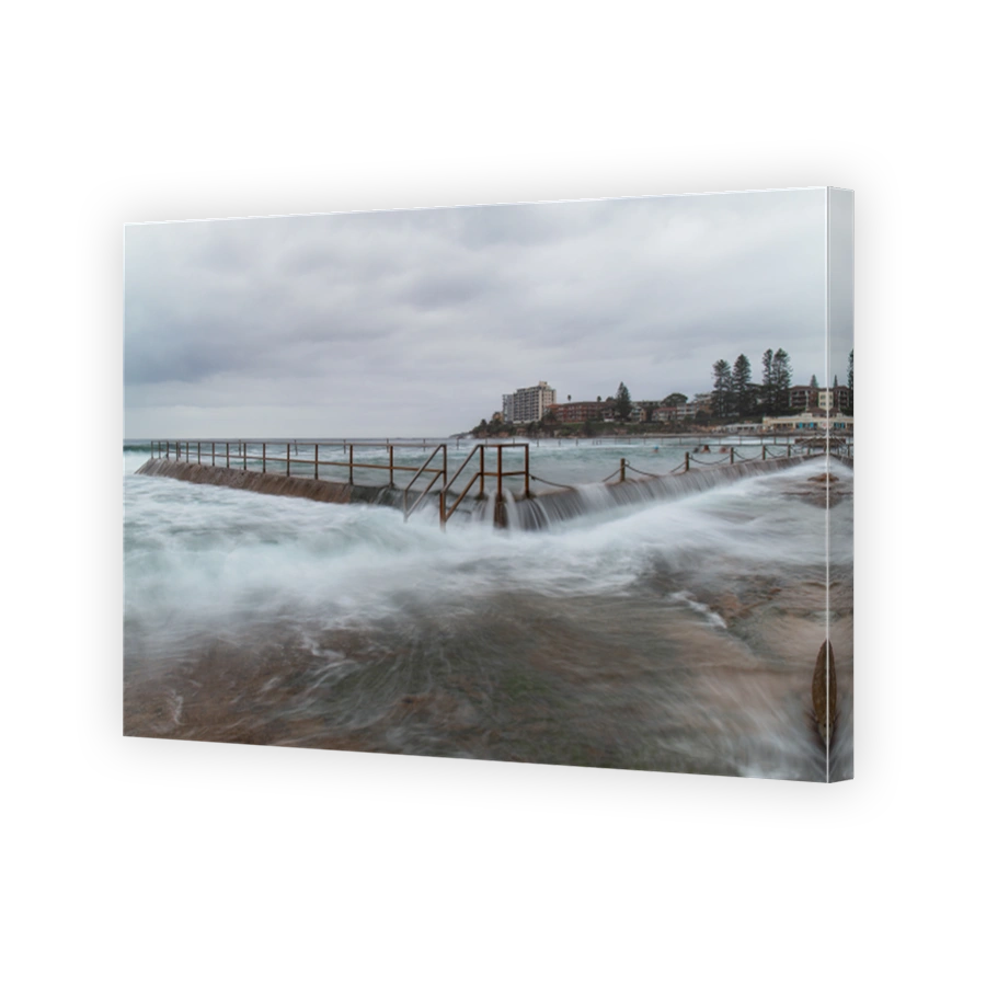 Cronulla Rock Pool Overcast Seascape Photography