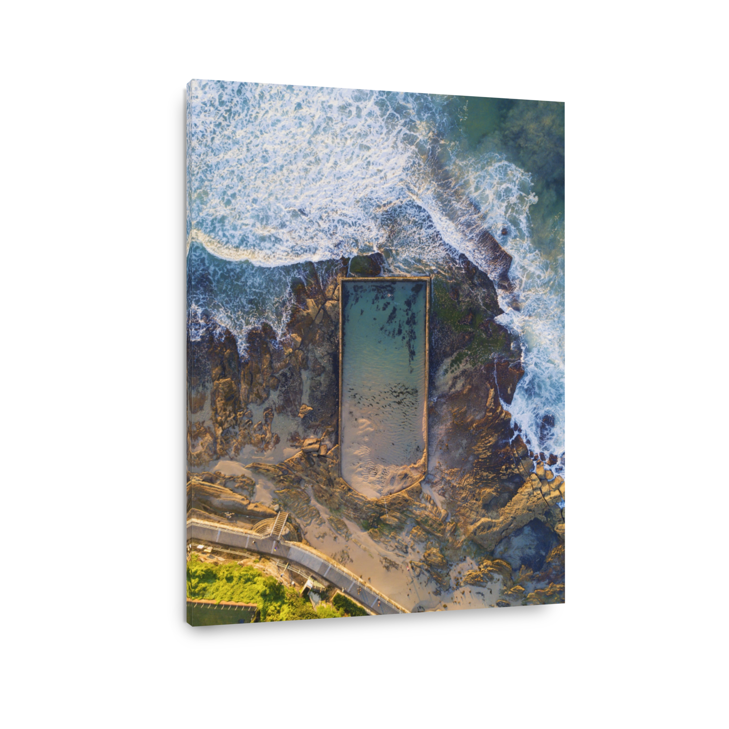 Cronulla Tidal Pool: Serene Aerial View