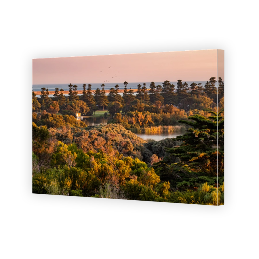 Lake Pertobe in Sunset