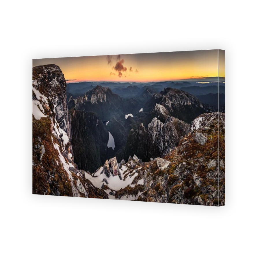 Sunset at the top of Frenchmans Cap