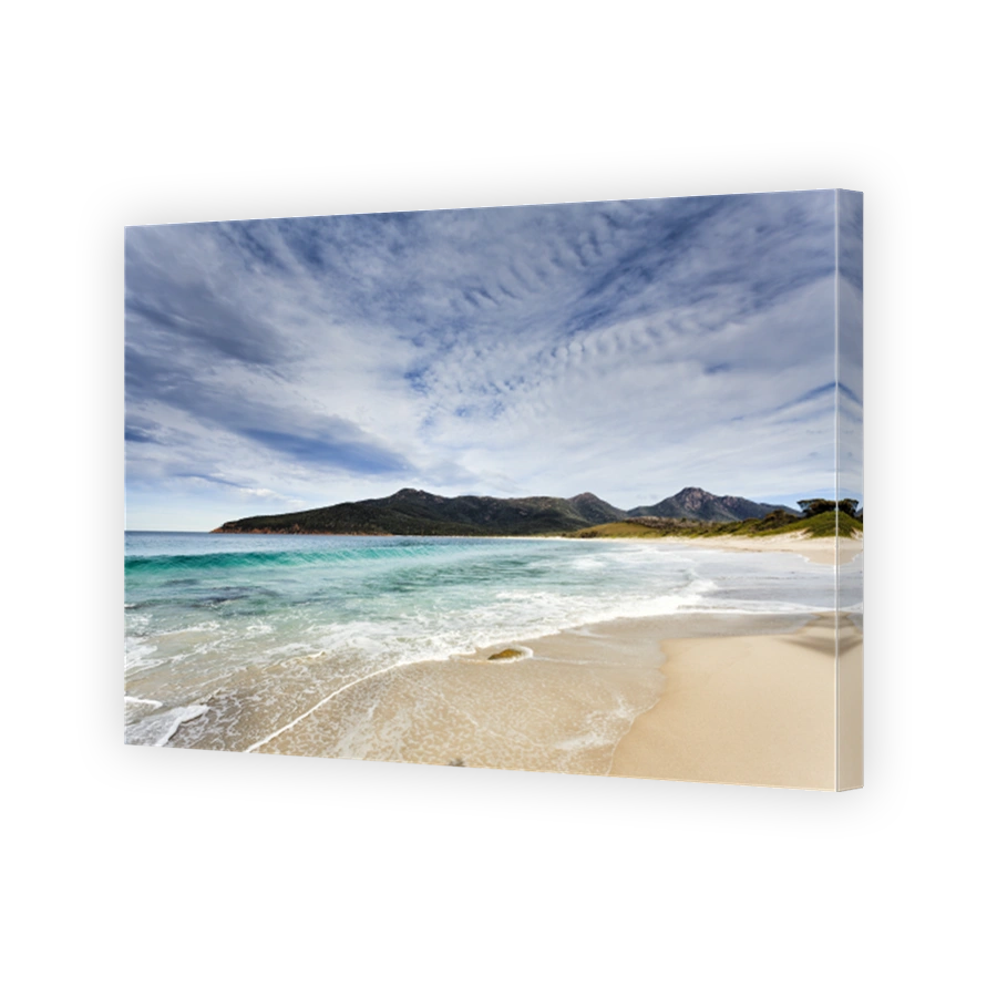Tasmania Wineglass beach sand