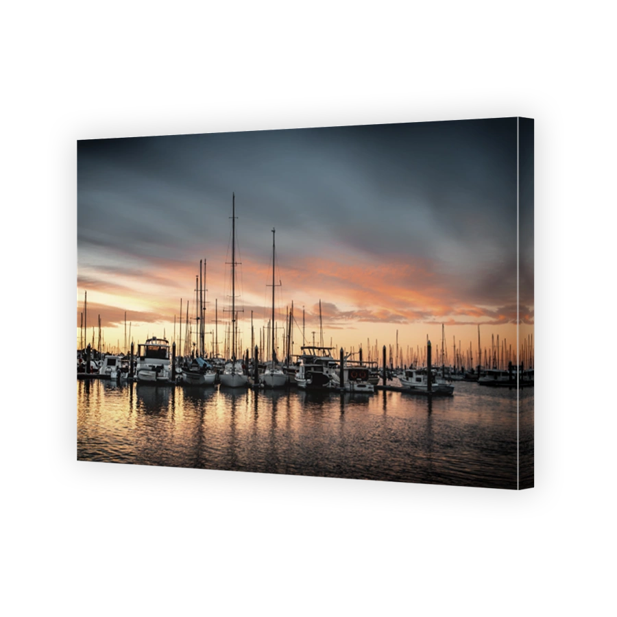 Scenes of Manly boat harbor in Brisbane in the dusk