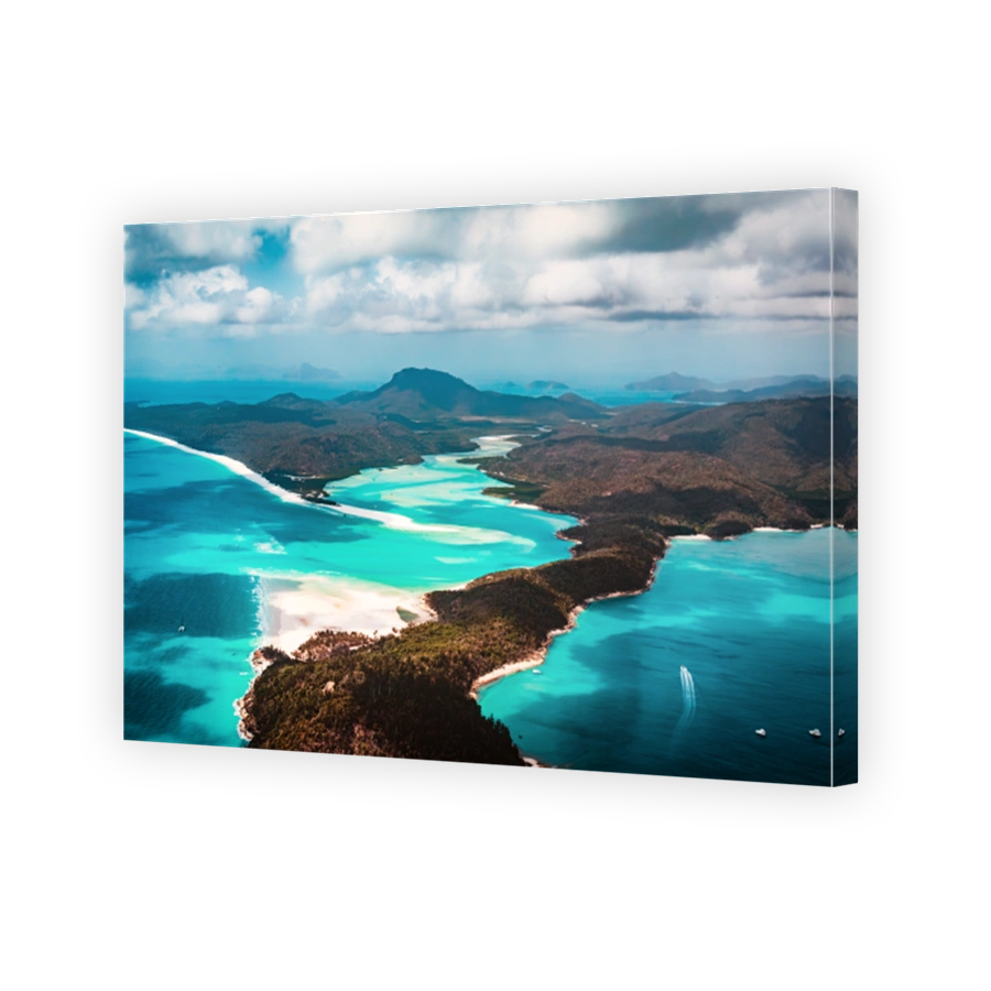The aerial view of the Whitsunday Island National Park from scenic helicopter