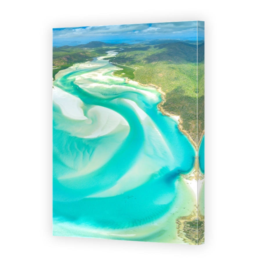 Hill Inlet at Whitehaven Beach on Whitesunday Island, Queensland, Australia