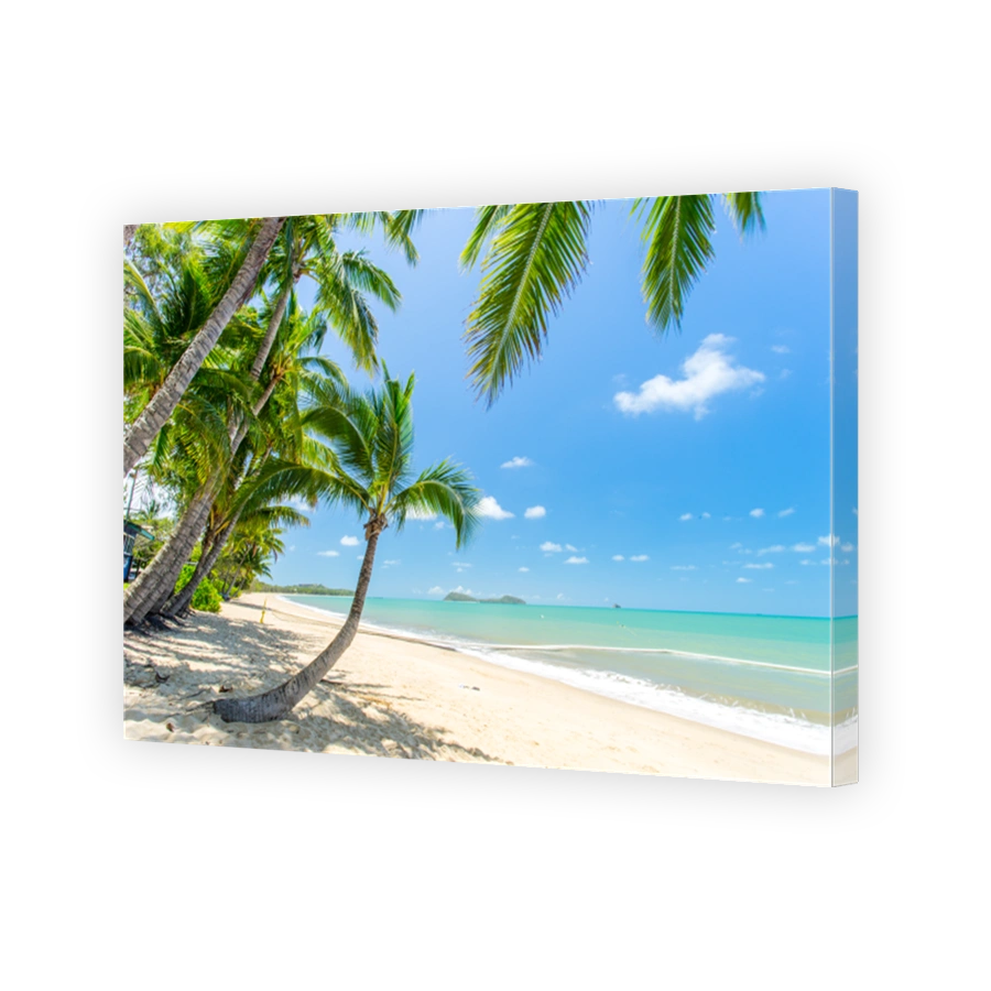 Clifton Beach in Carins, Queensland, Australia