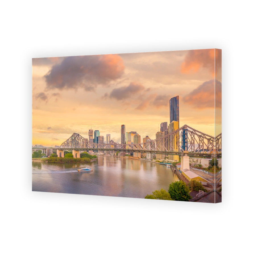 Brisbane city skyline and Brisbane river at twilight