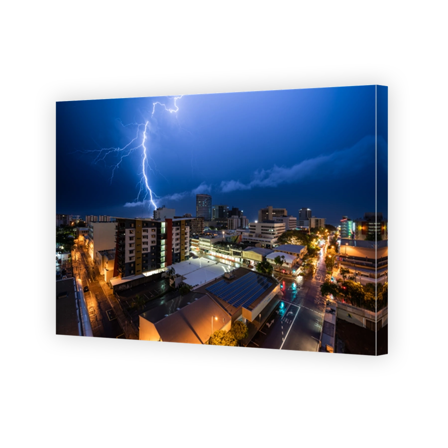Lightning strike in Darwin city