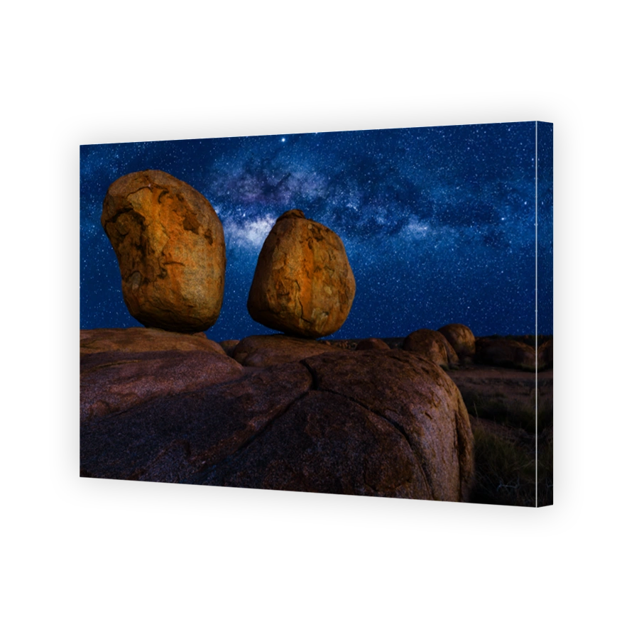 Devils Marbles milky way