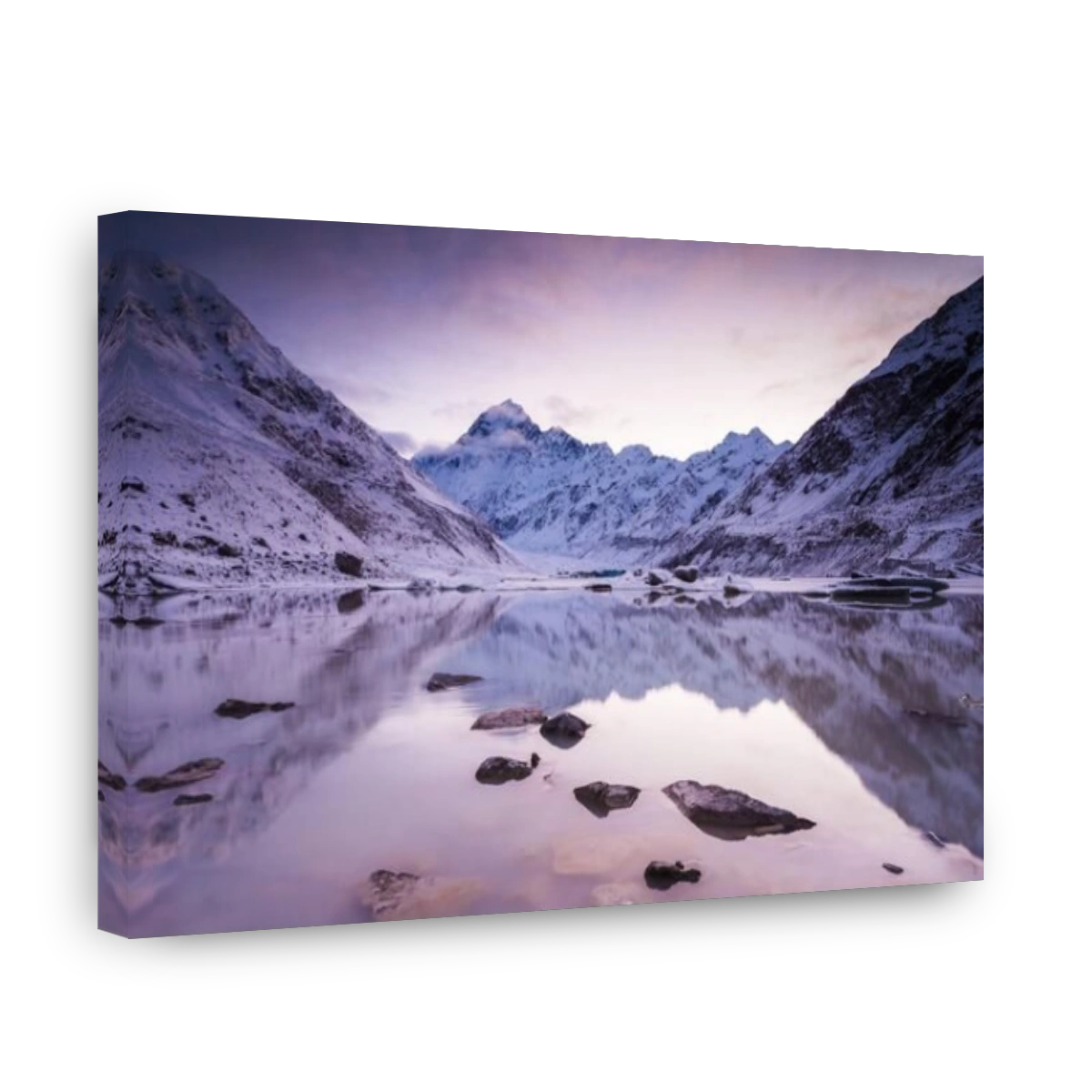 Winter dawn at Hooker Lake, Hooker Valley, Aoraki Mount Cook National Park, New Zealandhttps://stock.highlux.photo