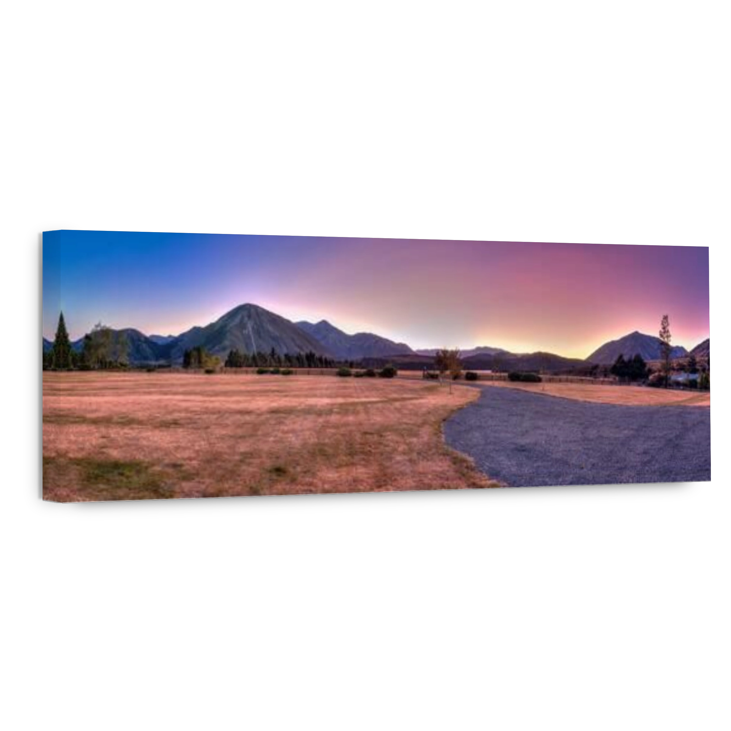 Amazing sunrise in Arthur's Pass National Park in the South Island of New Zealand.
