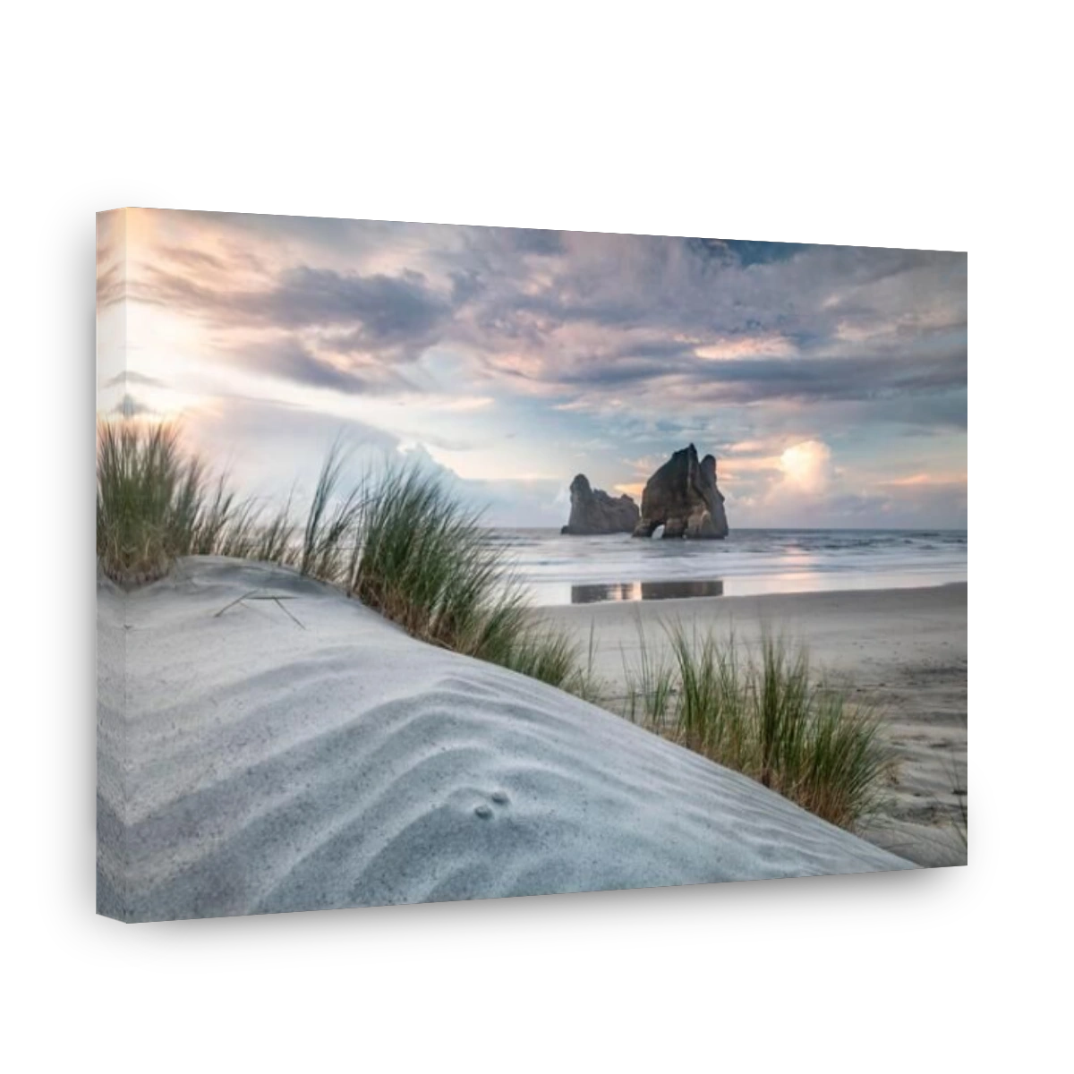 Rock island on Wharariki beach, Wharariki Beach, Golden Bay, Southland, New Zealand