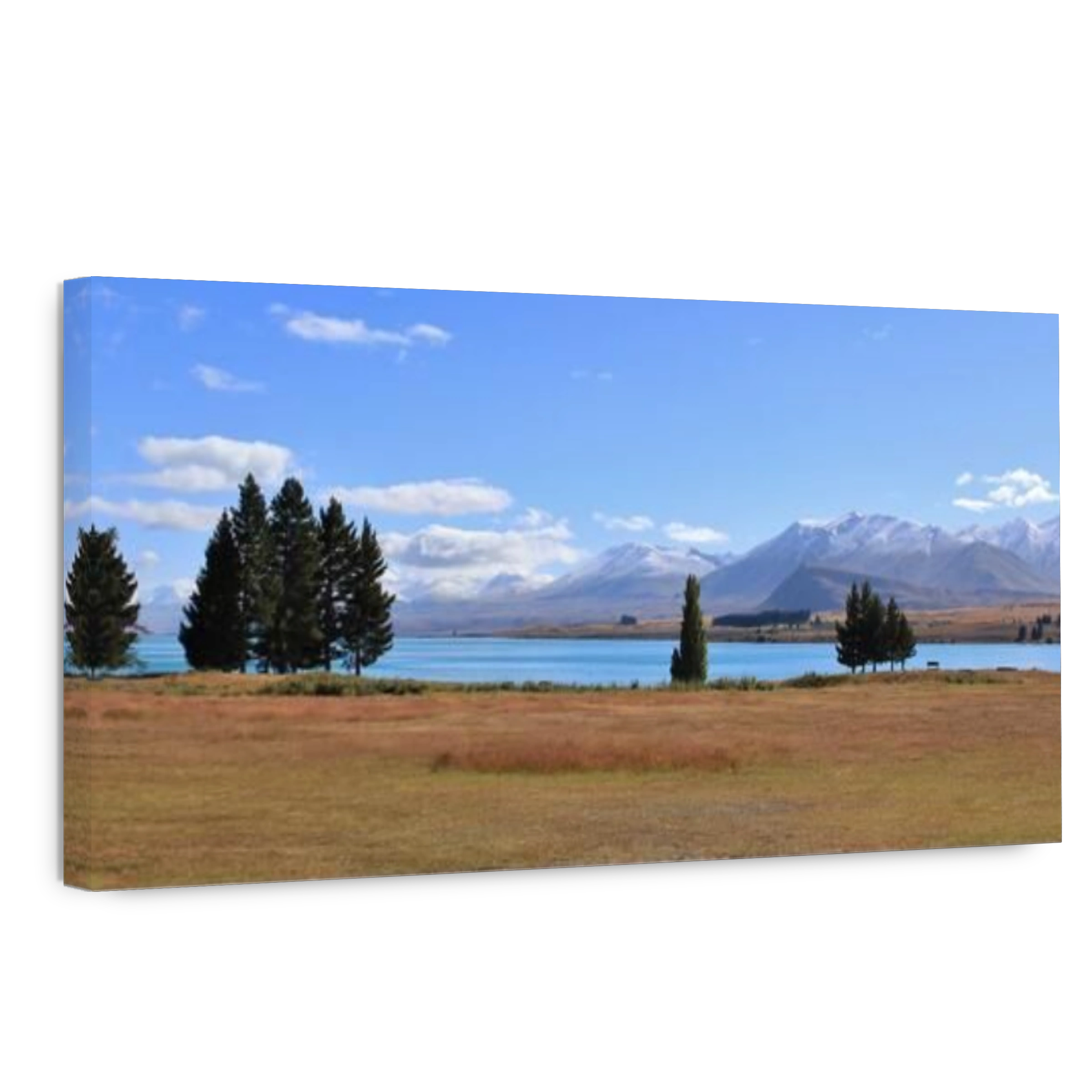 Beautiful Lake Pukaki in New Zealand