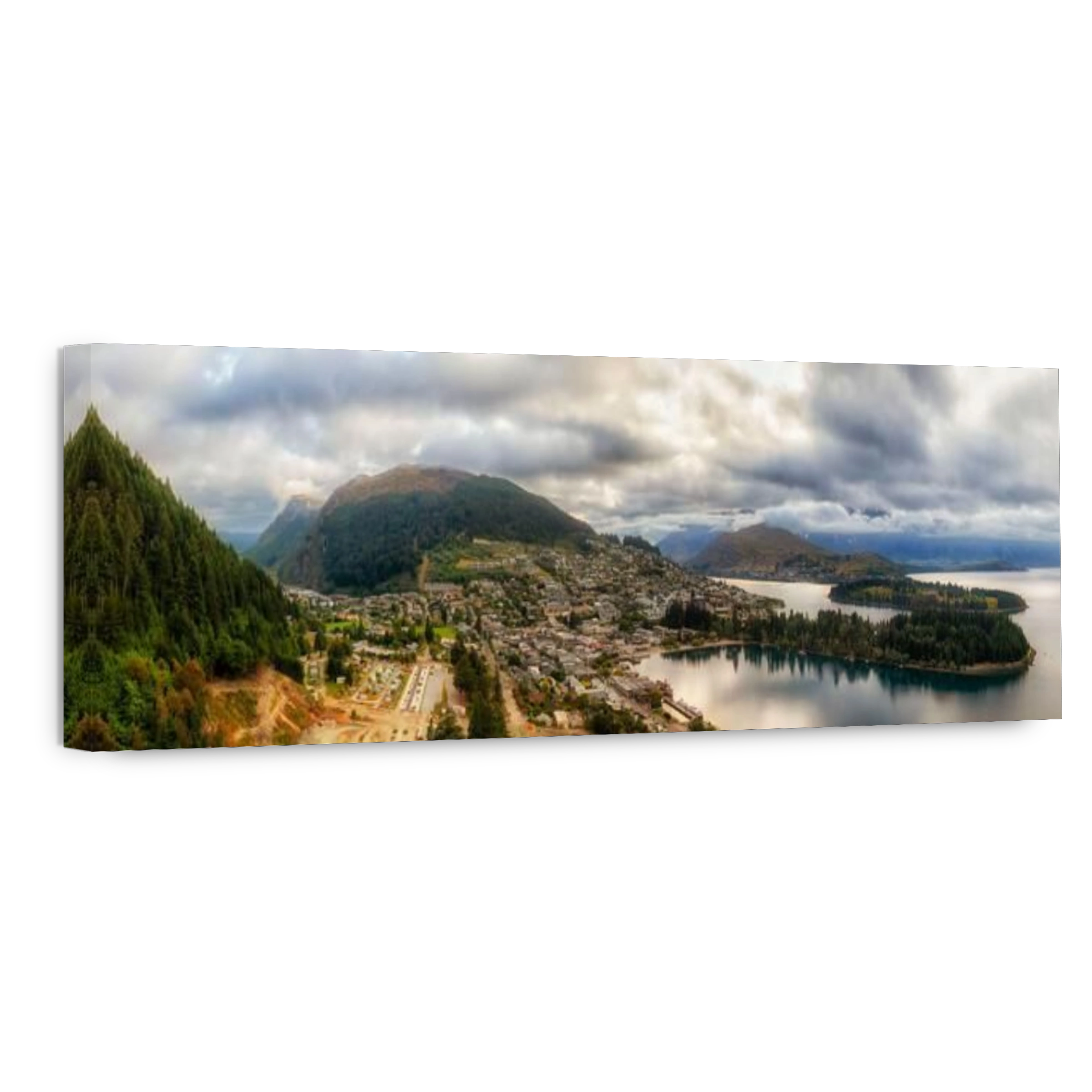 Lake Wakatipu waterfront of Queenstown downtown in New Zealand - park, beach and streets.