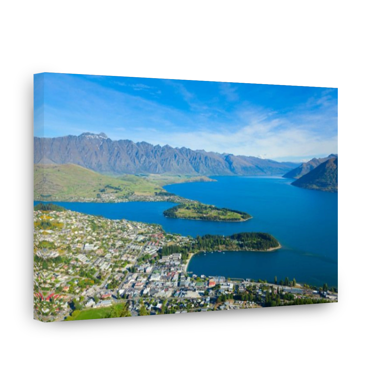Queenstown and lake Wakatipu in New Zealand