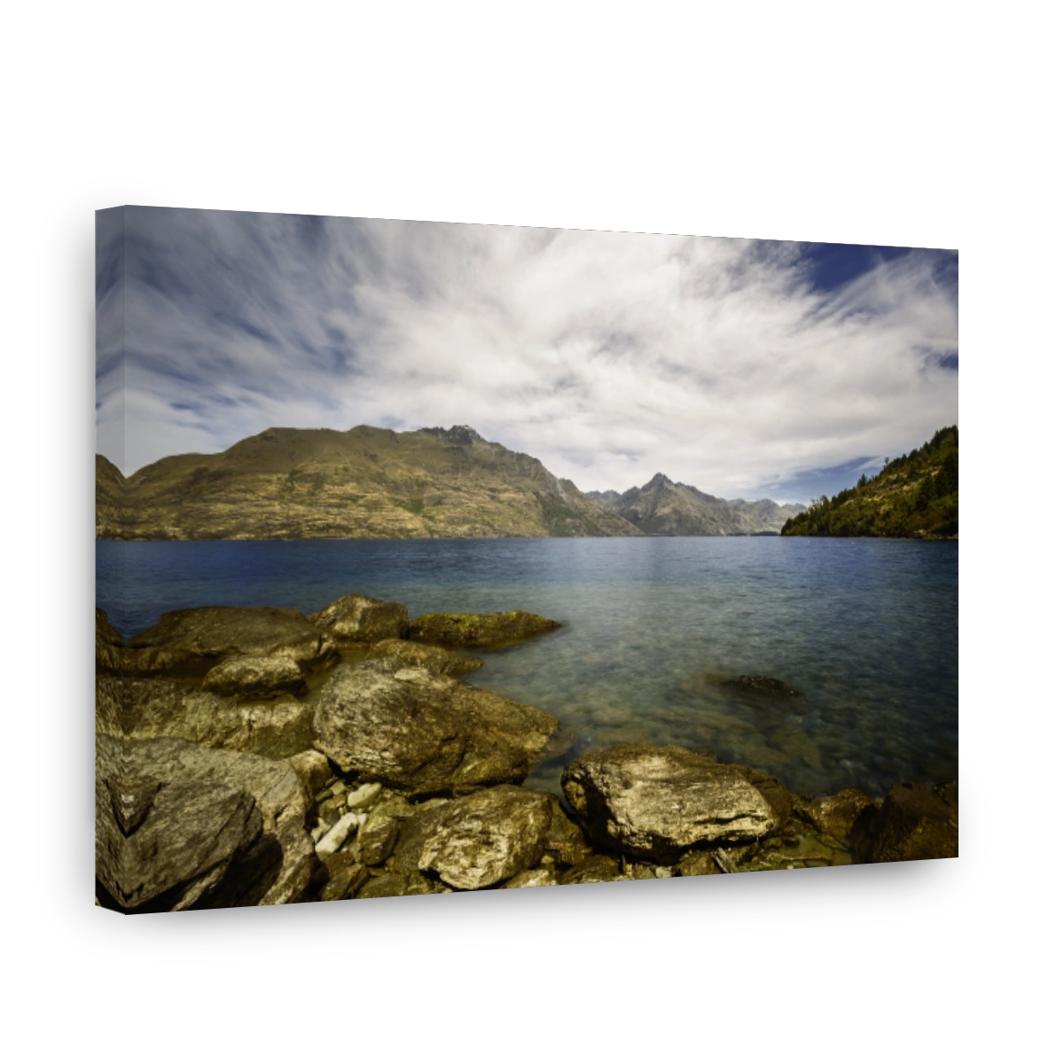 Tranquil Lake Wakatipu Waterscape in New Zealand