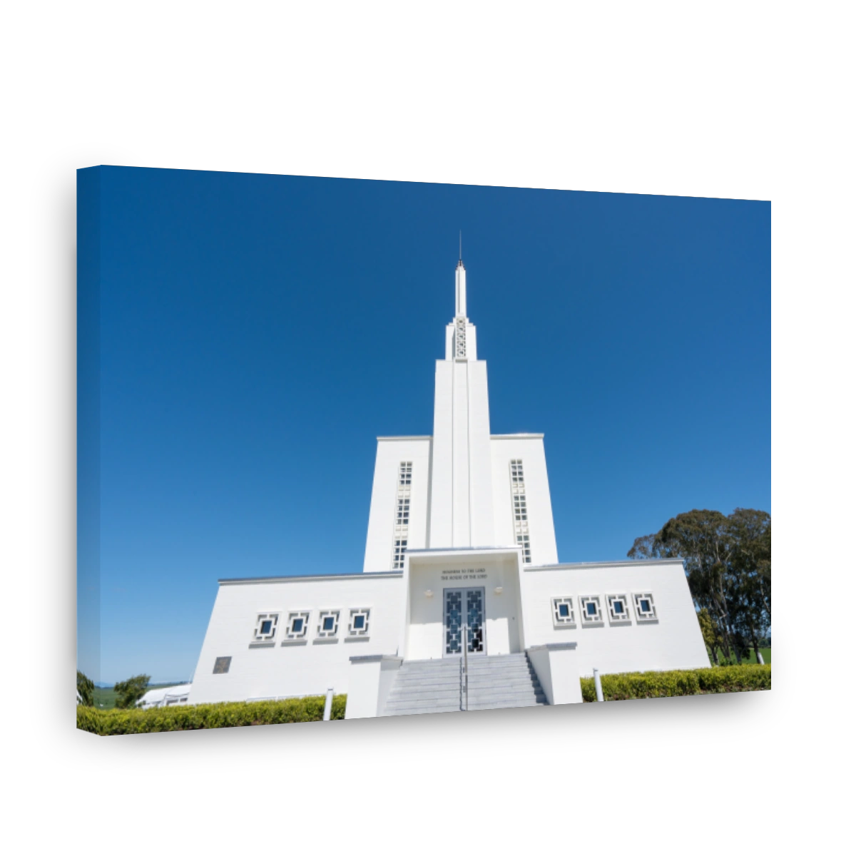Hamilton New Zealand Temple on a Sunny Day