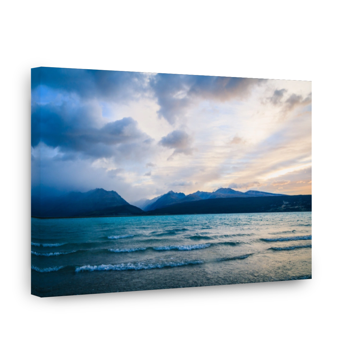 Serene Lake Pukaki and Mountains at Sunset