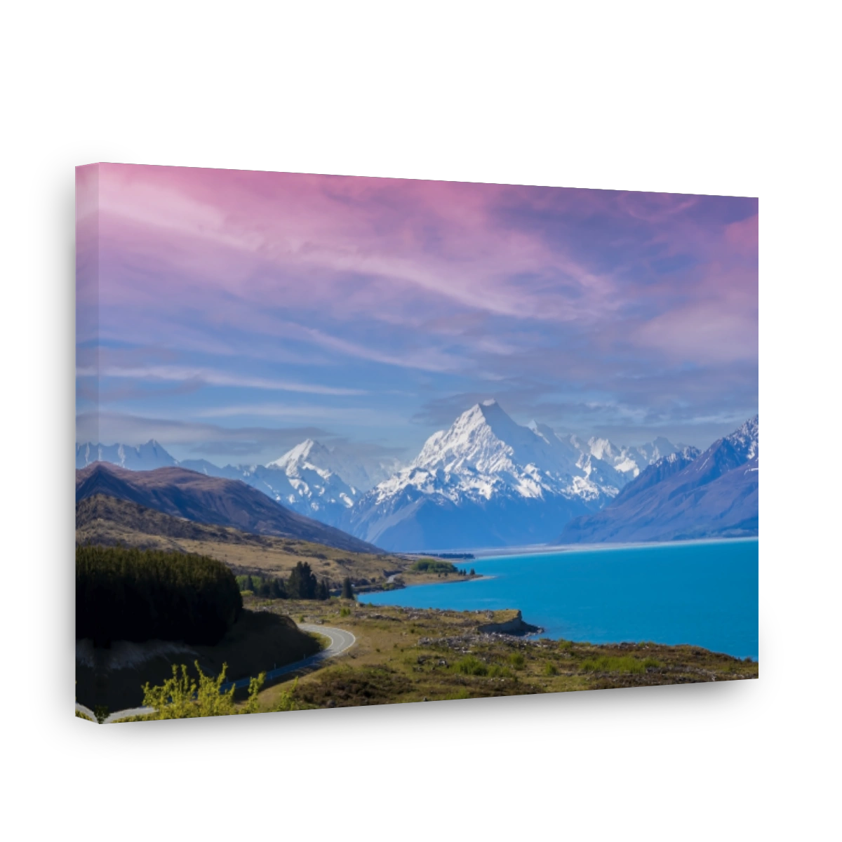 Majestic mountain landscape at Aoraki Mount Cook, New Zealand
