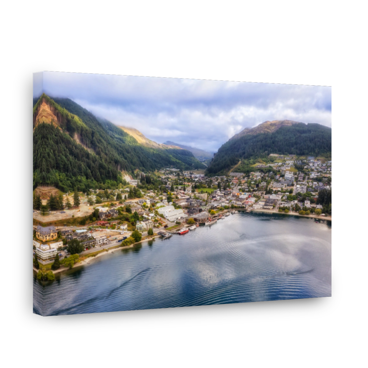 Serene Queenstown Cityscape on Lake Wakatipu