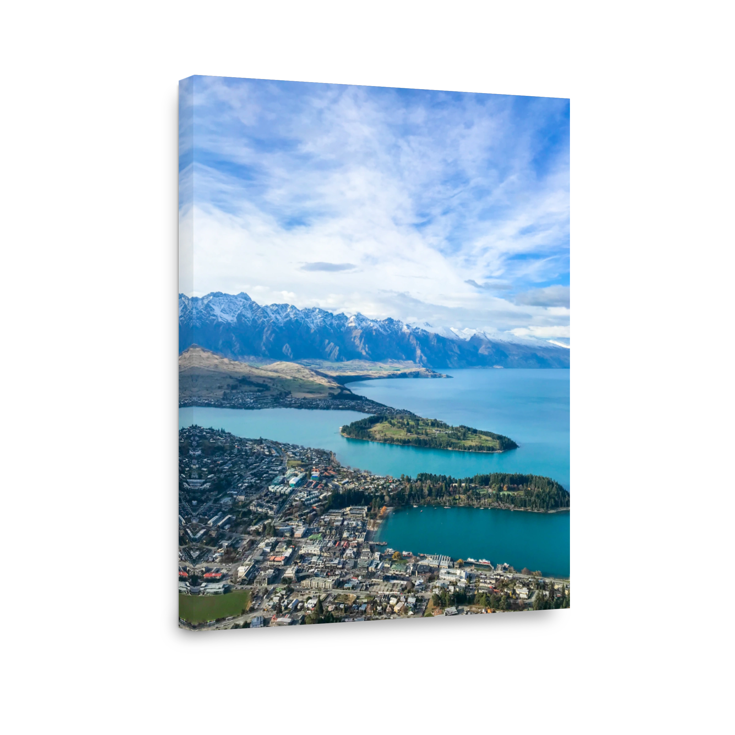 Queenstown and Lake Wakatipu, New Zealand