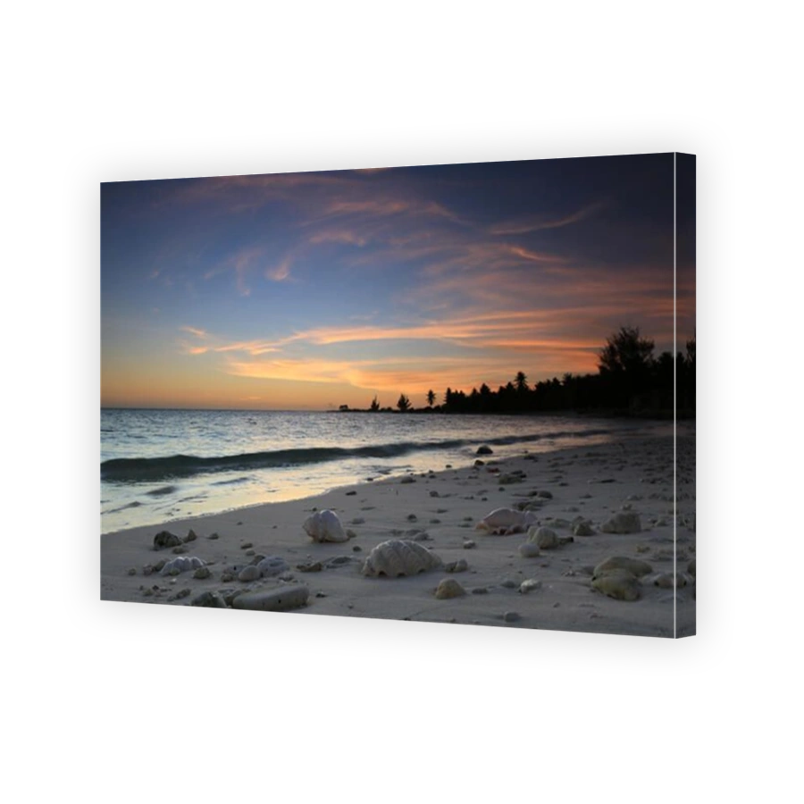 Clear sunset over the Southern Pacific,  Christmas Island, Kiribati