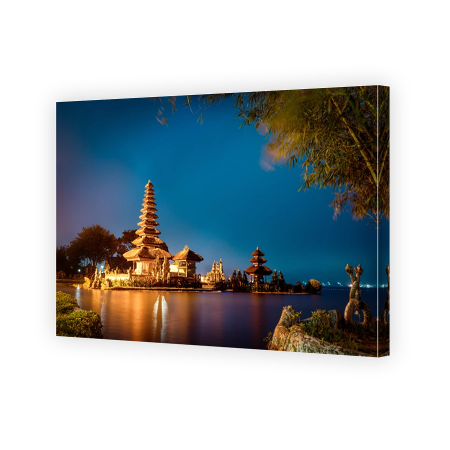 Ulun Danu Beratan Temple in Bali, Indonesia
