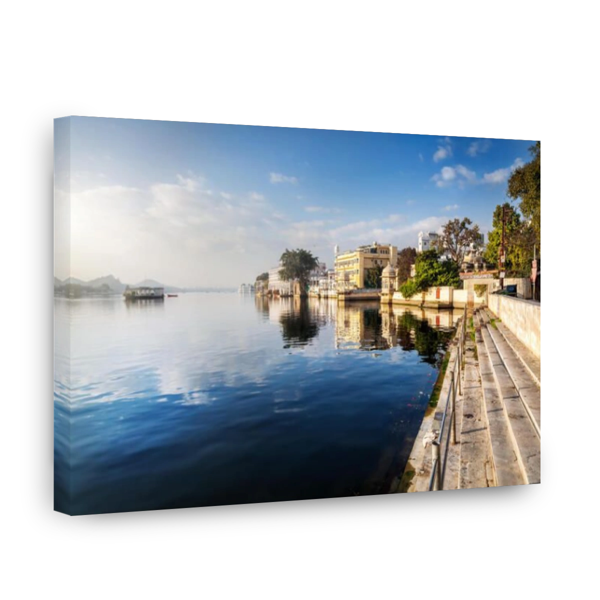 Lake Pichola and hotels at blue sky in Udaipur, Rajasthan, India