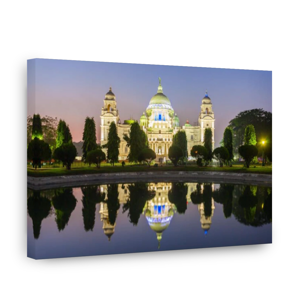 The Victoria Memorial at sunset, it is a large marble building in Kolkata, West Bengal, India.