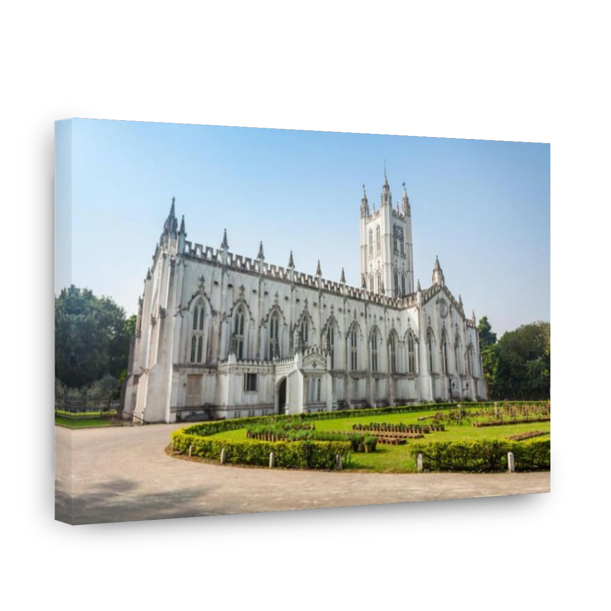 St Pauls Cathedral is a Anglican cathedral in Kolkata, West Bengal, India.