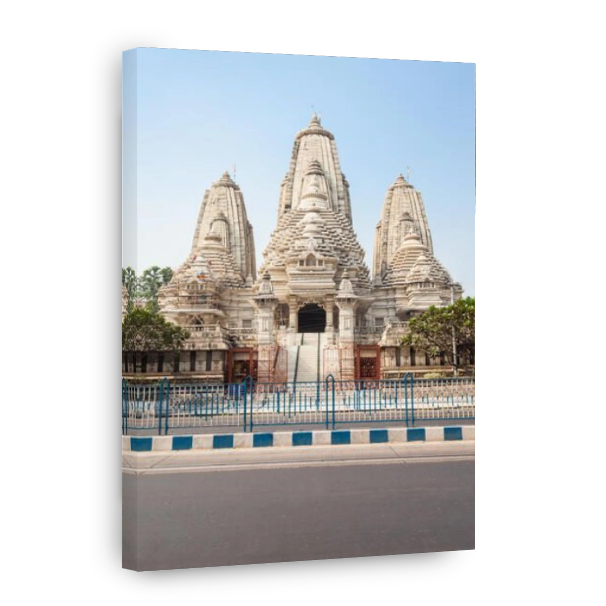 Birla Mandir is a Hindu temple located in Kolkata, India