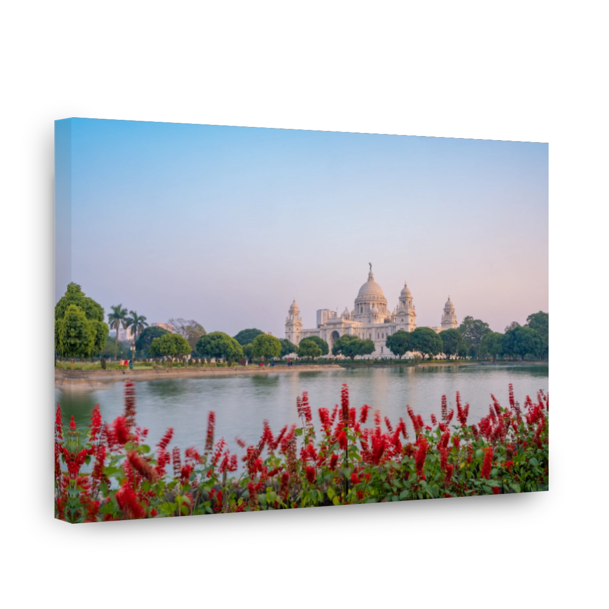 Victoria Memorial is a monument and museum built-in memory of Queen Victoria, located in Kolkata, West Bengal, India