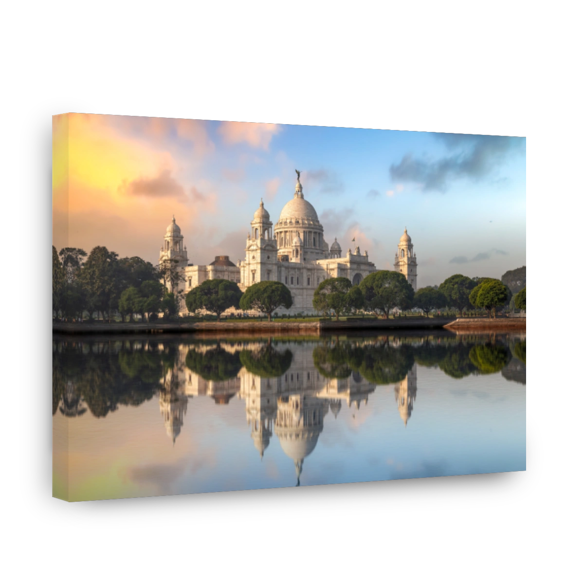 Historic Victoria Memorial Kolkata at sunrise