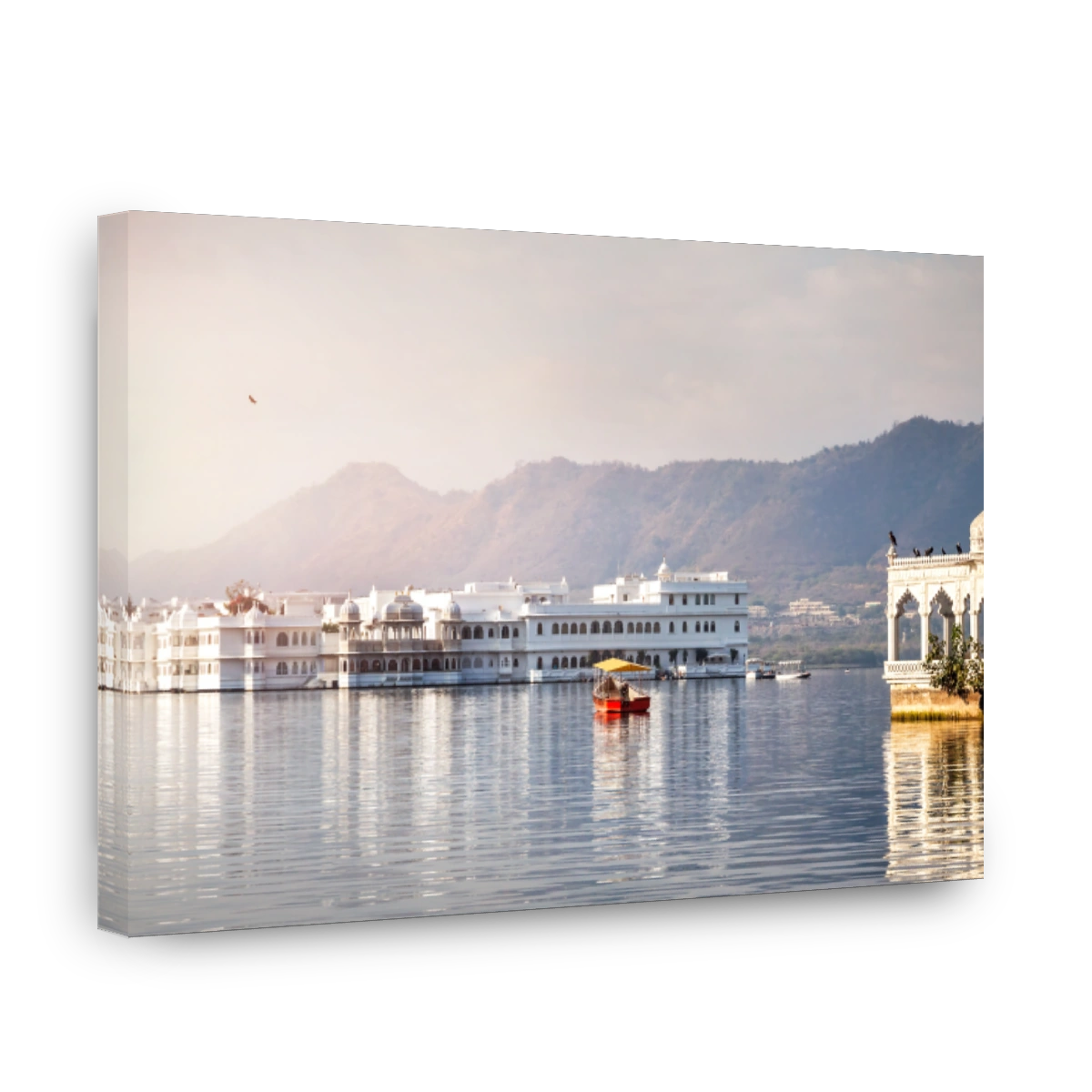 Lake Pichola hotel palace