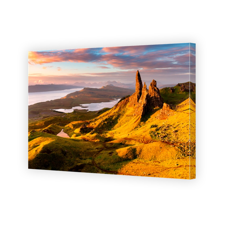 Beautiful Sunrise At The Old Man of Storr on The Isle of Skye, Scotland, UK.