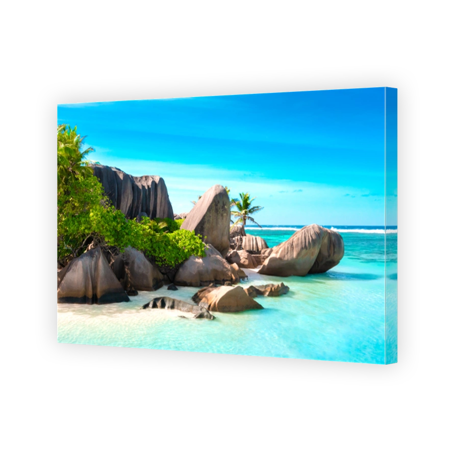 Anse Source D'Argent - the most beautiful beach of Seychelles. La Digue Island, Seychelles