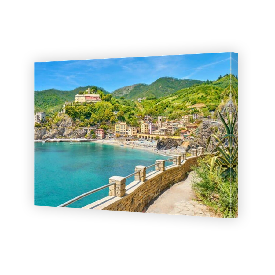 Tourist hiking trail to Monterosso, Cinque Terre, Liguria, Italy