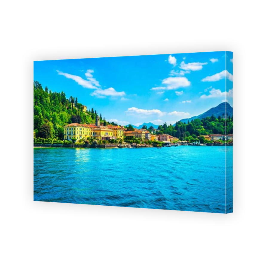 Bellagio town in Como lake district. Italian traditional lake village. Italy, Europe.