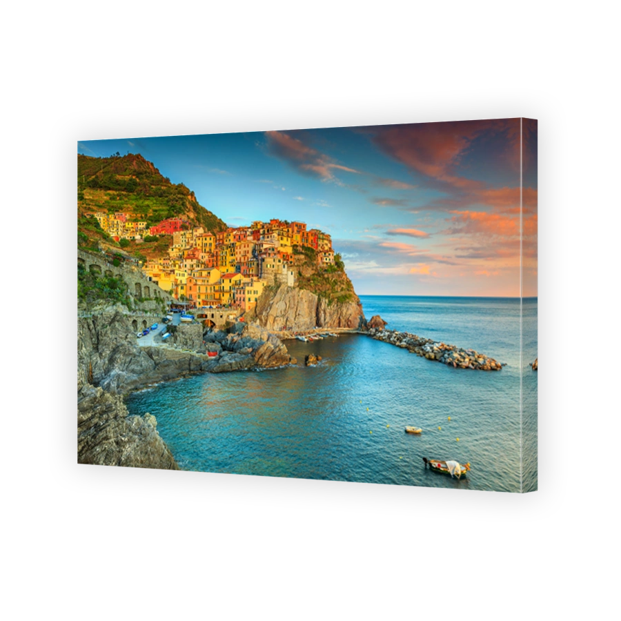 Amazing Manarola village, Cinque Terre, Liguria, Italy, Europe