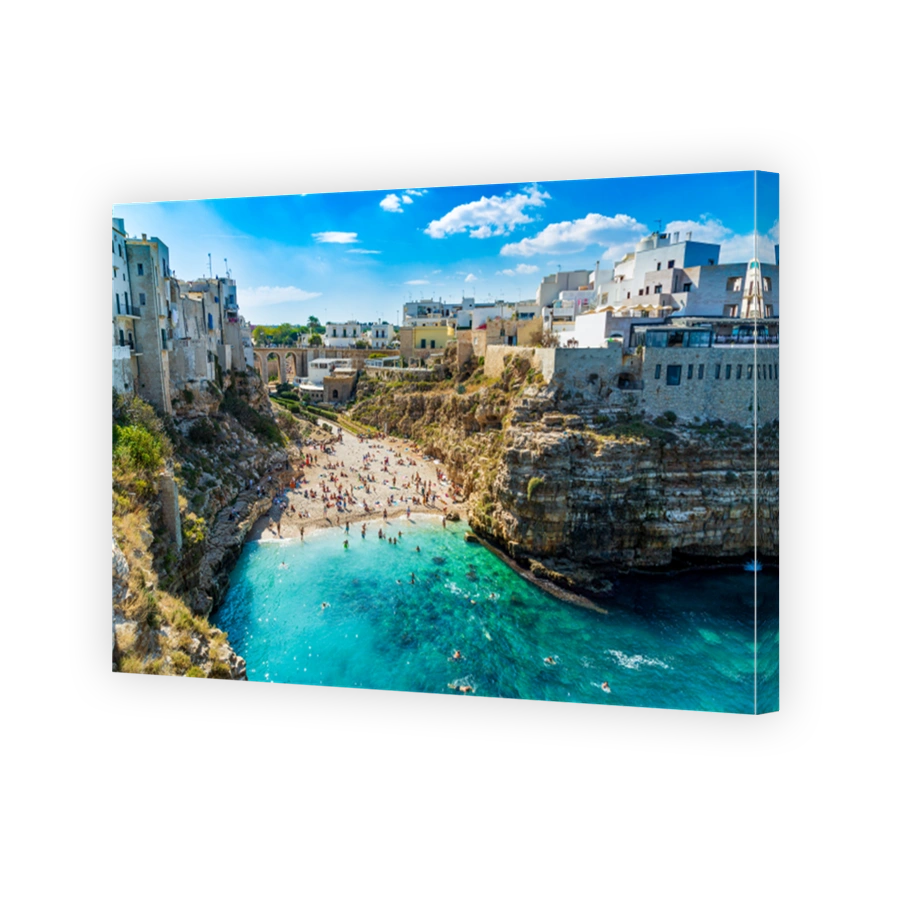 Scenic view of Lama Monachile Cala Porto beach in Polignano a Mare, Italy