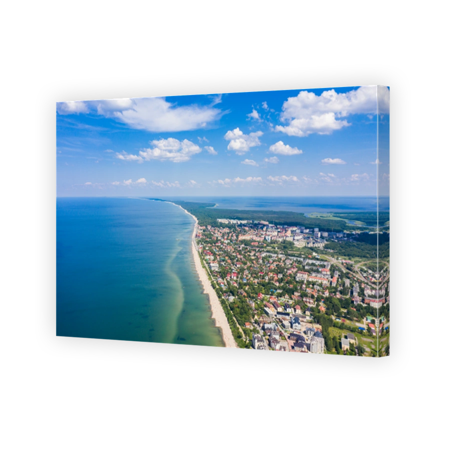 Aerial: The beach of Zelenogradsk