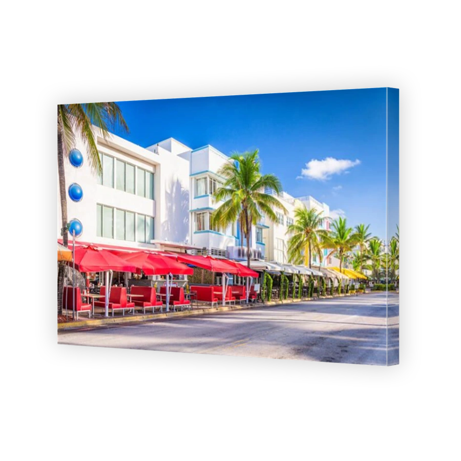 Miami Beach, Florida, USA on Ocean Drive.